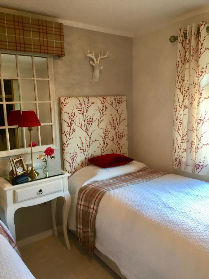 Otter Lodge Auchterarder Ngoại thất bức ảnh