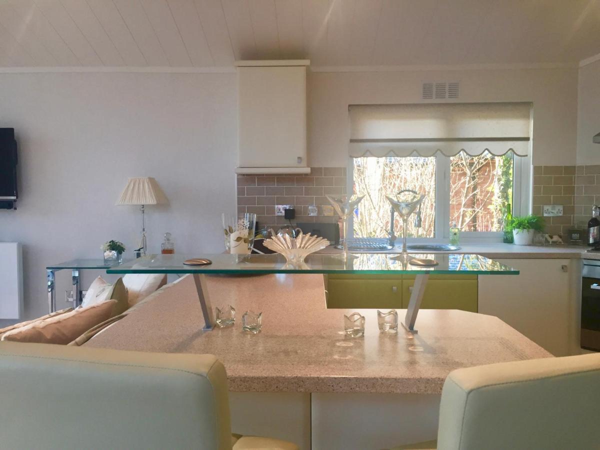 Otter Lodge Auchterarder Ngoại thất bức ảnh
